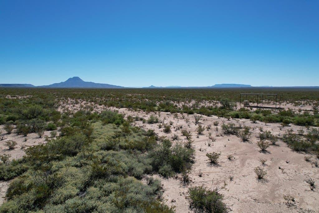 80.99 acres in Brewster County - photo 4