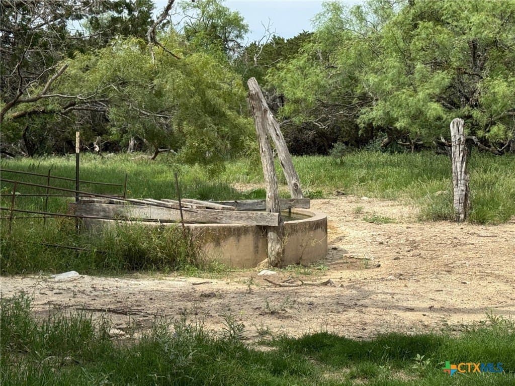 136 acres in Burnet County - photo 2