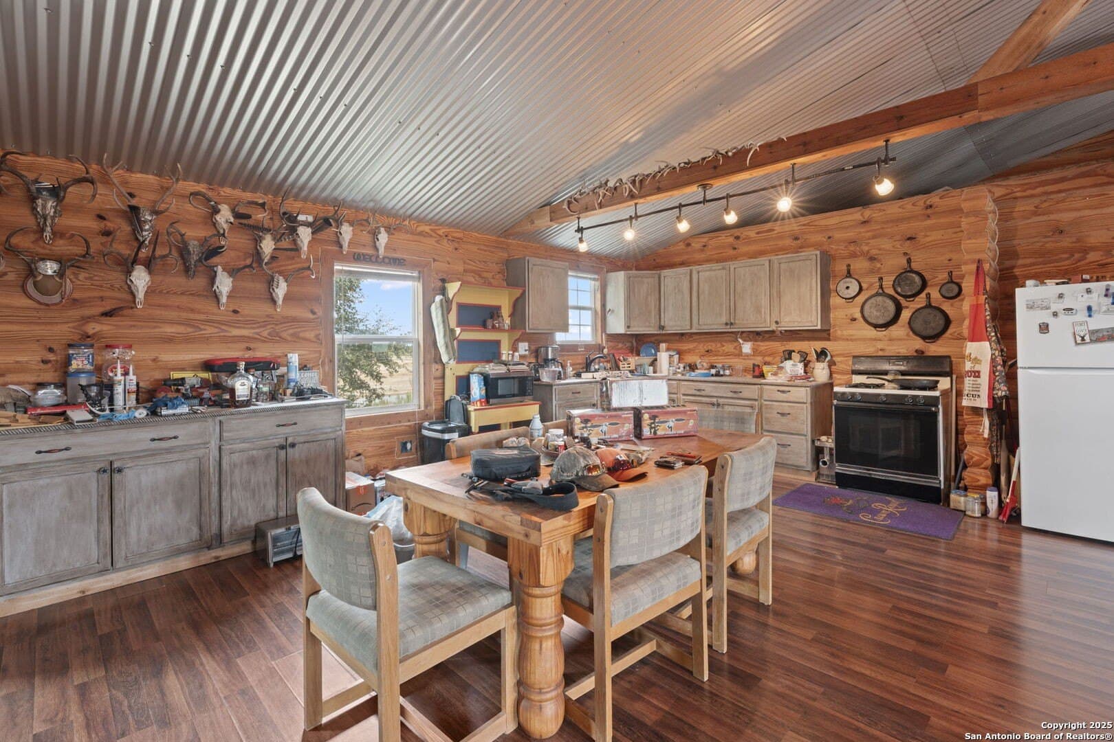 180.6 acres in Sutton County - photo 13