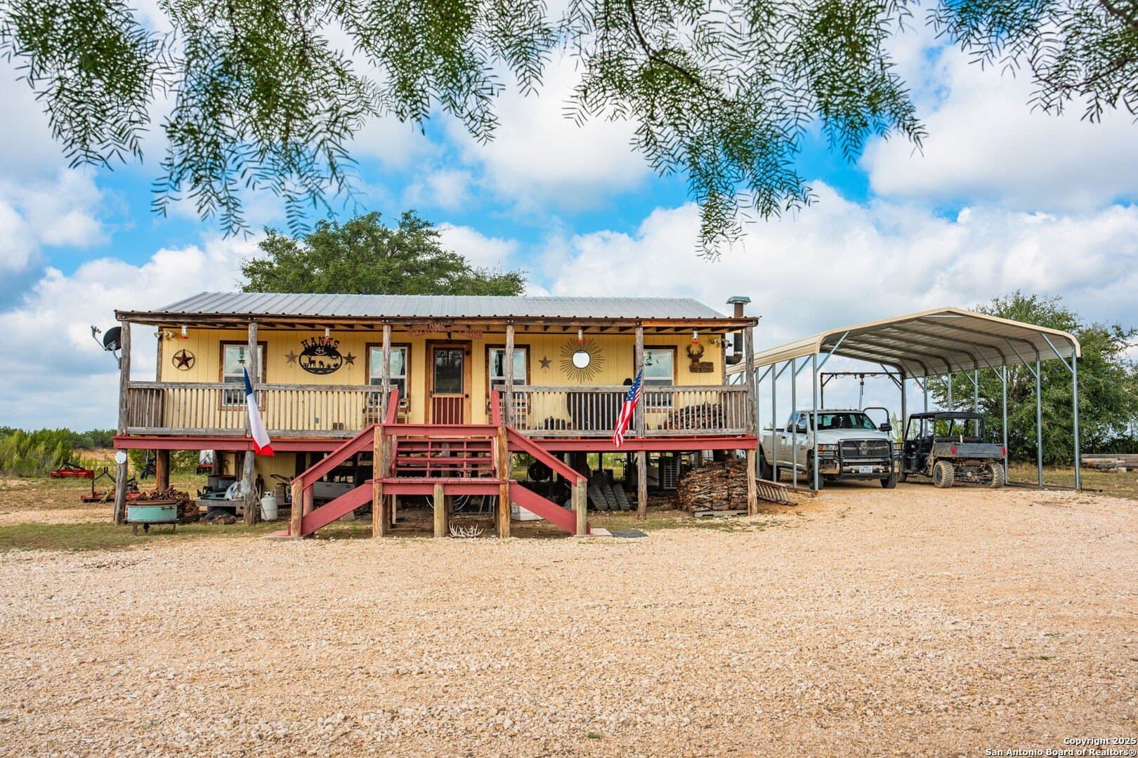 180.6 acres in Sutton County - photo 8