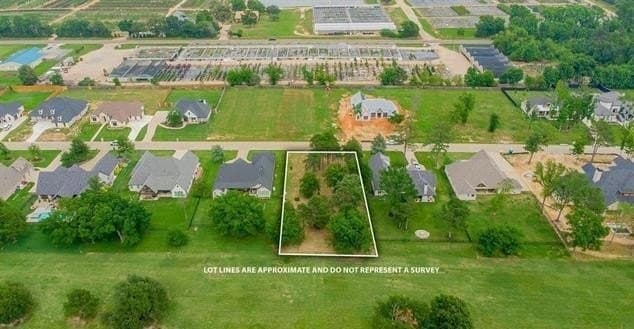 0.5 acres in Smith County - photo 3