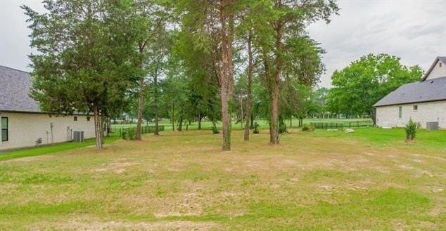 0.5 acres in Smith County - photo 8
