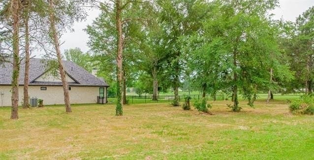 0.5 acres in Smith County - photo 7