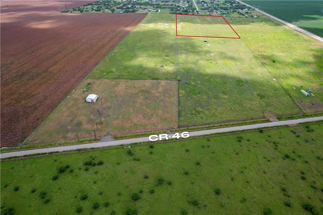 10 acres in Nueces County - photo 3