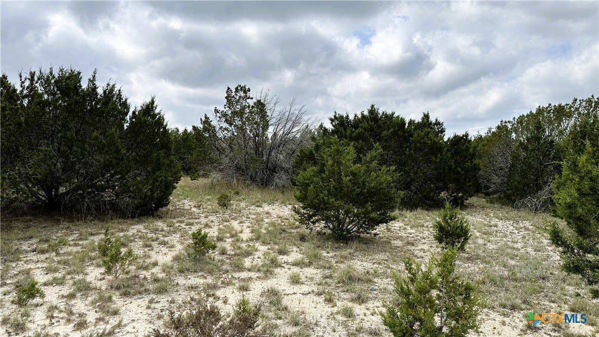 5.97 acres in Lampasas County - photo 6