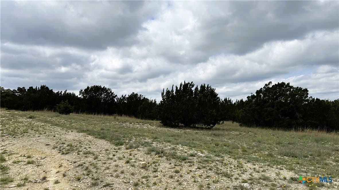 5.97 acres in Lampasas County - photo 3