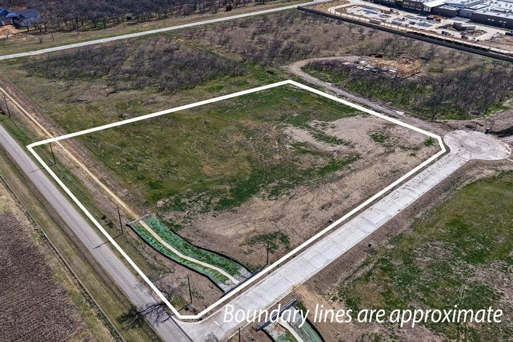 5.01 acres in Denton County - photo 5