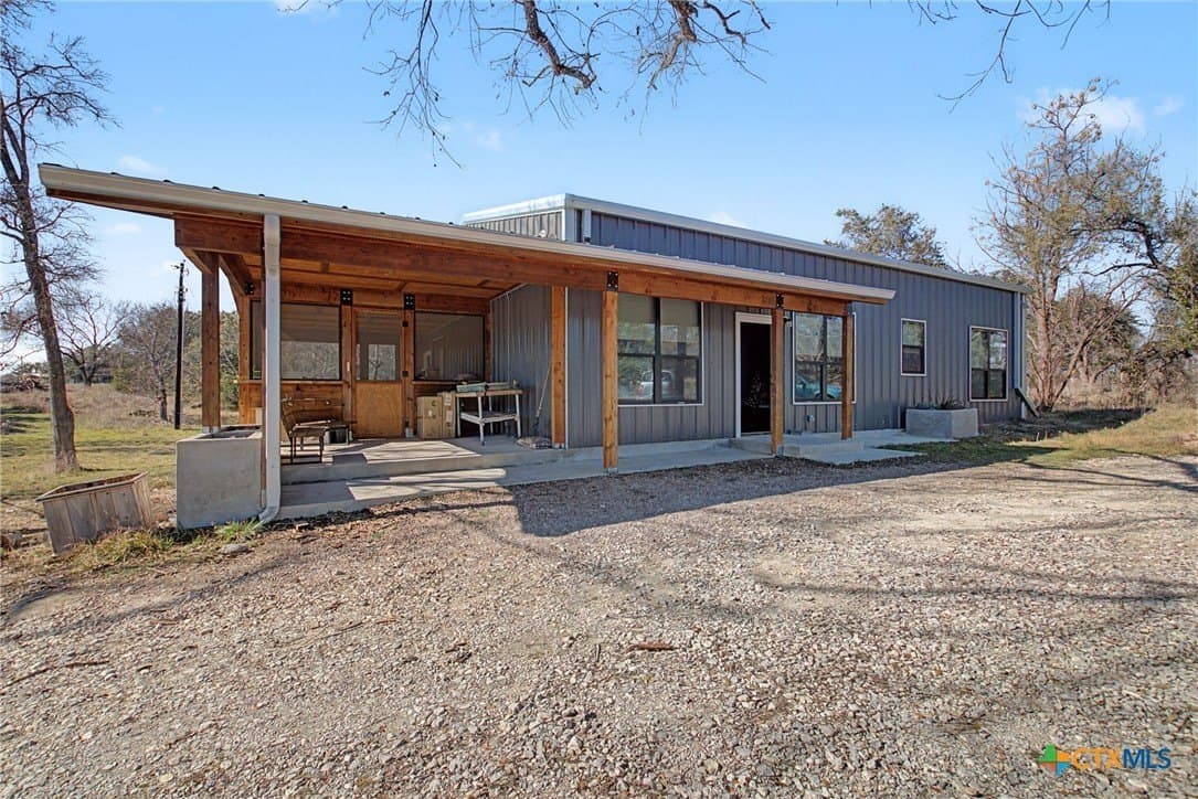 20.89 acres in Lampasas County - photo 2