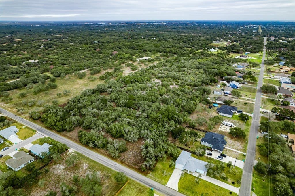 2.29 acres in San Patricio County - photo 4