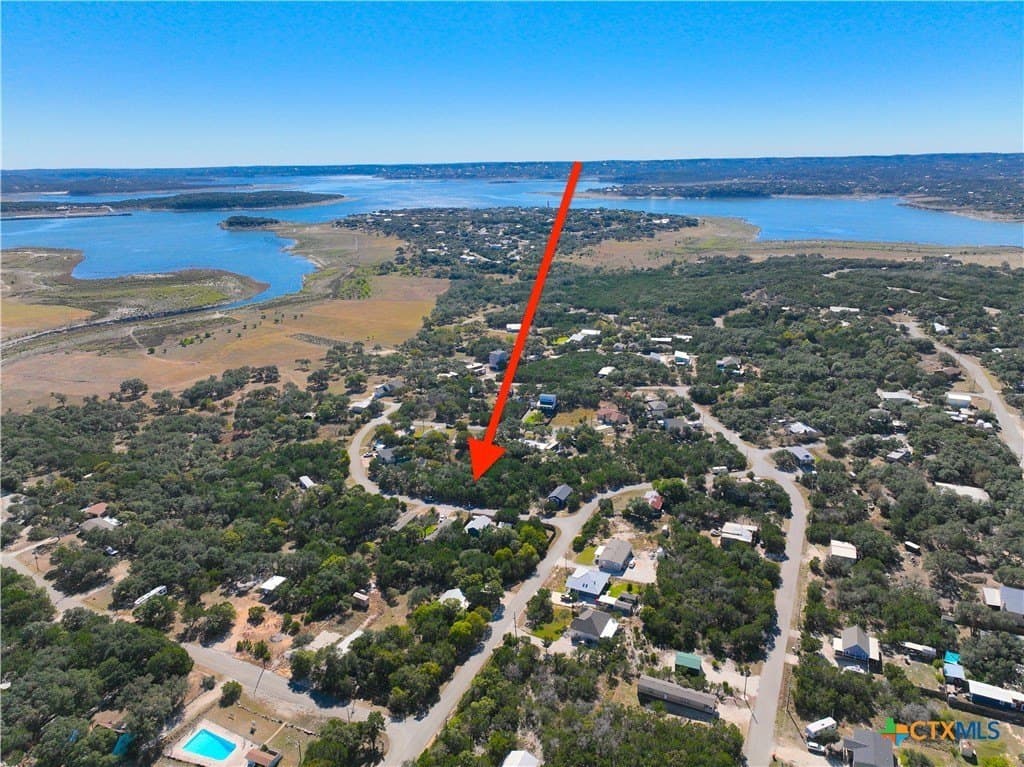 0.28 acres in Comal County - photo 7