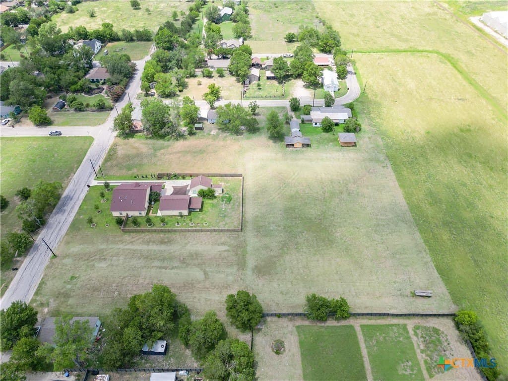 0.71 acres in Caldwell County - photo 10