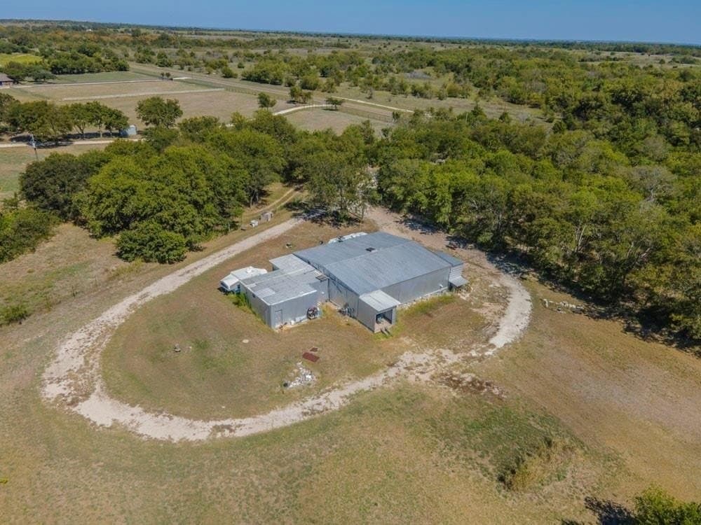 6.08 acres in Ellis County - photo 2
