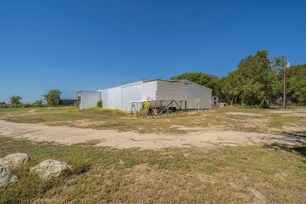 6.08 acres in Ellis County - photo 5