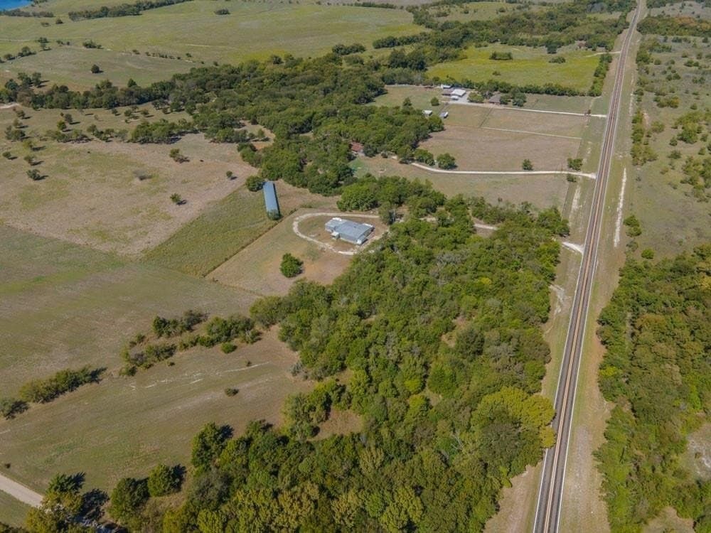 6.08 acres in Ellis County - photo 29