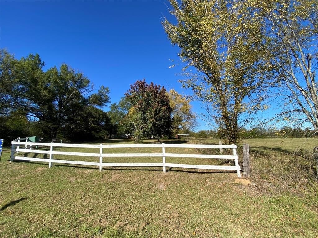 16.62 acres in Smith County - photo 28