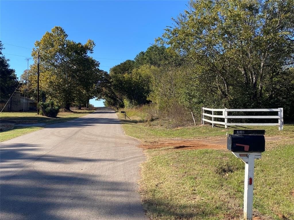 16.62 acres in Smith County - photo 31