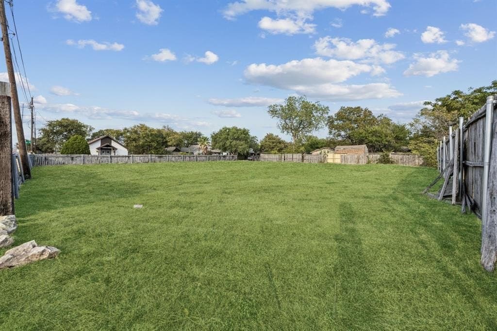 0.14 acres in Dallas County - photo 3