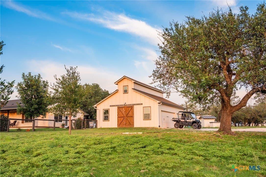 57.07 acres in Williamson County - photo 9