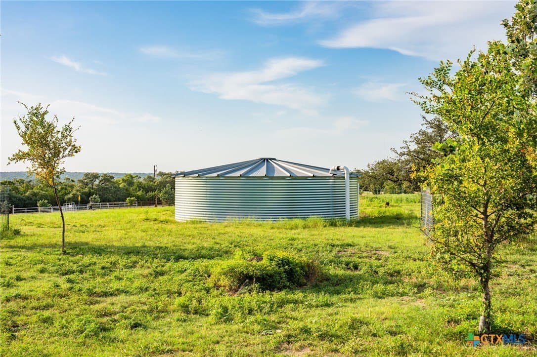 57.07 acres in Williamson County - photo 24