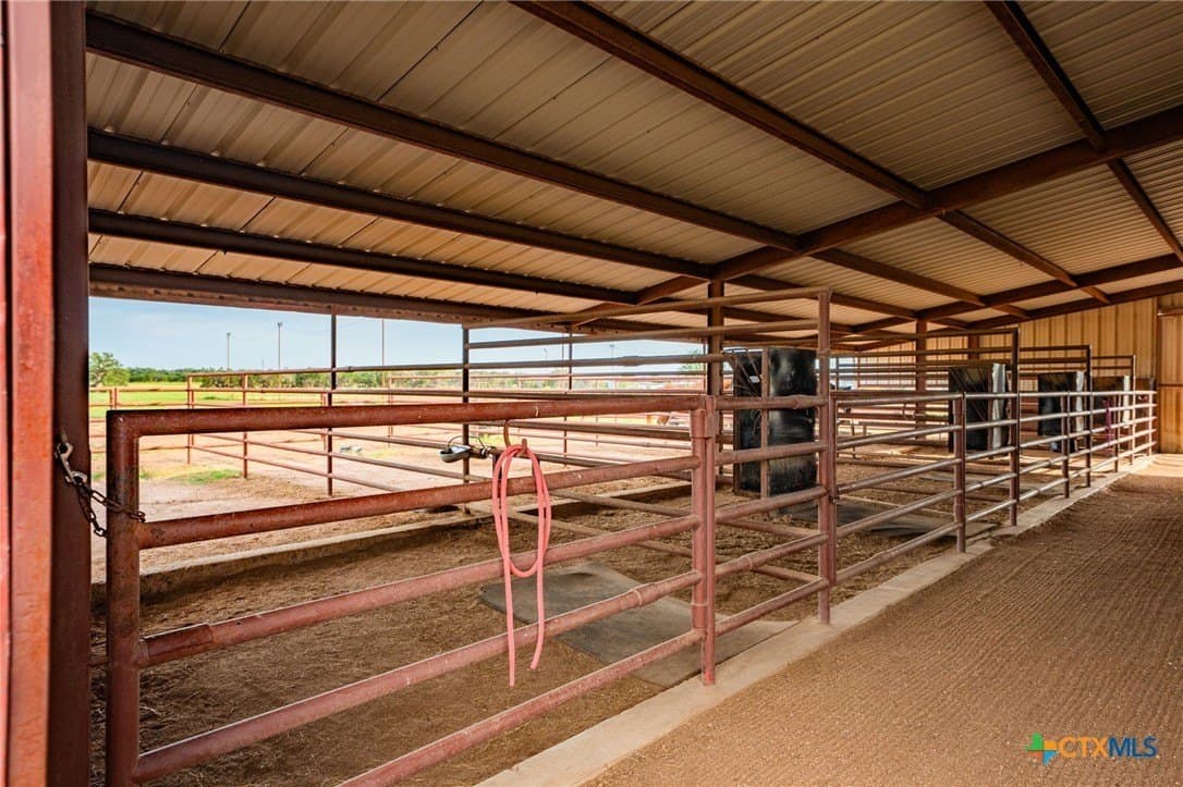 57.07 acres in Williamson County - photo 28