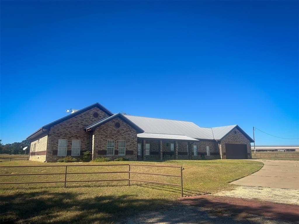 16.55 acres in Milam County - photo 25
