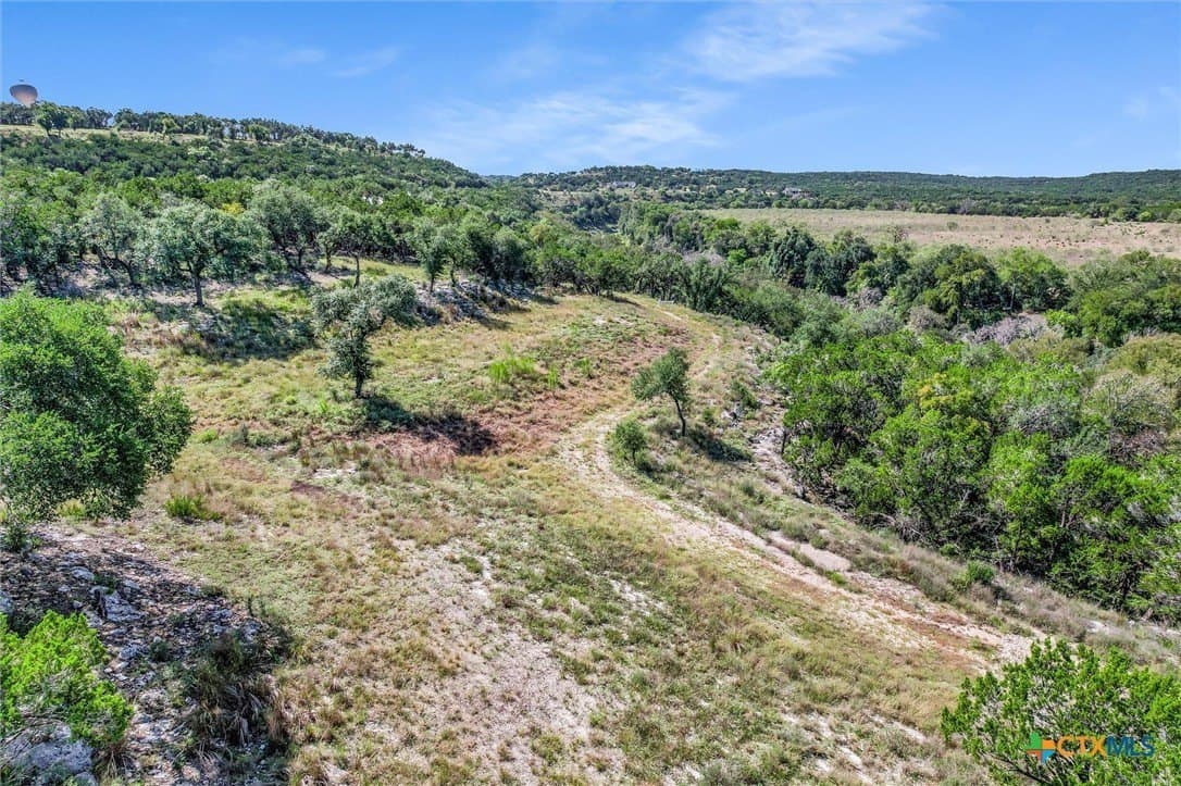 1.72 acres in Comal County - photo 14