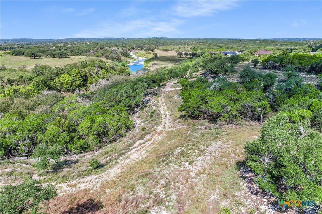 1.72 acres in Comal County - photo 9