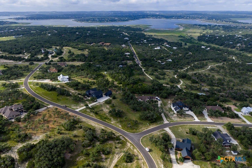 1.02 acres in Comal County - photo 8