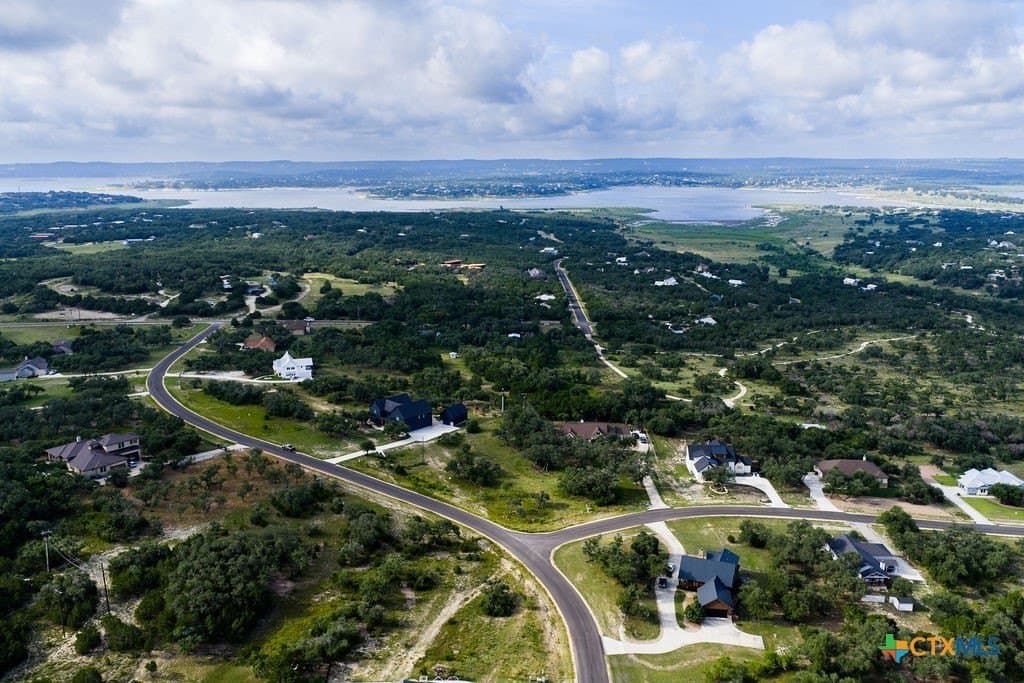 1.02 acres in Comal County - photo 15