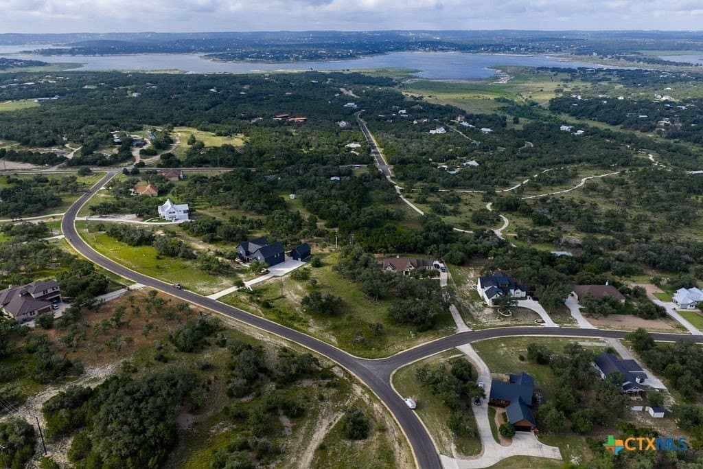 1.02 acres in Comal County - photo 9