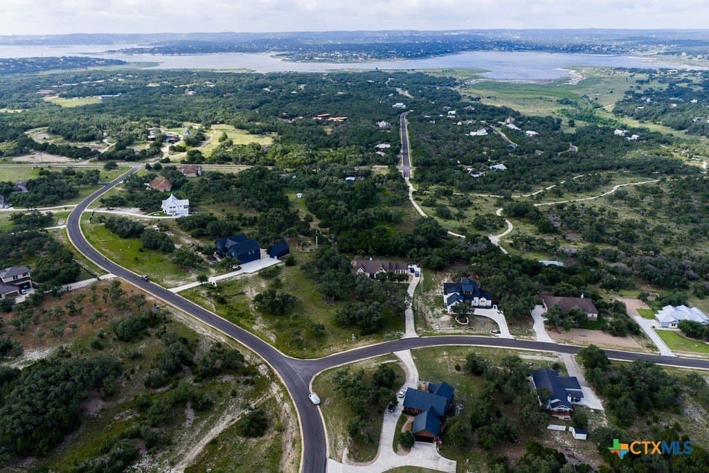 1.02 acres in Comal County - photo 10