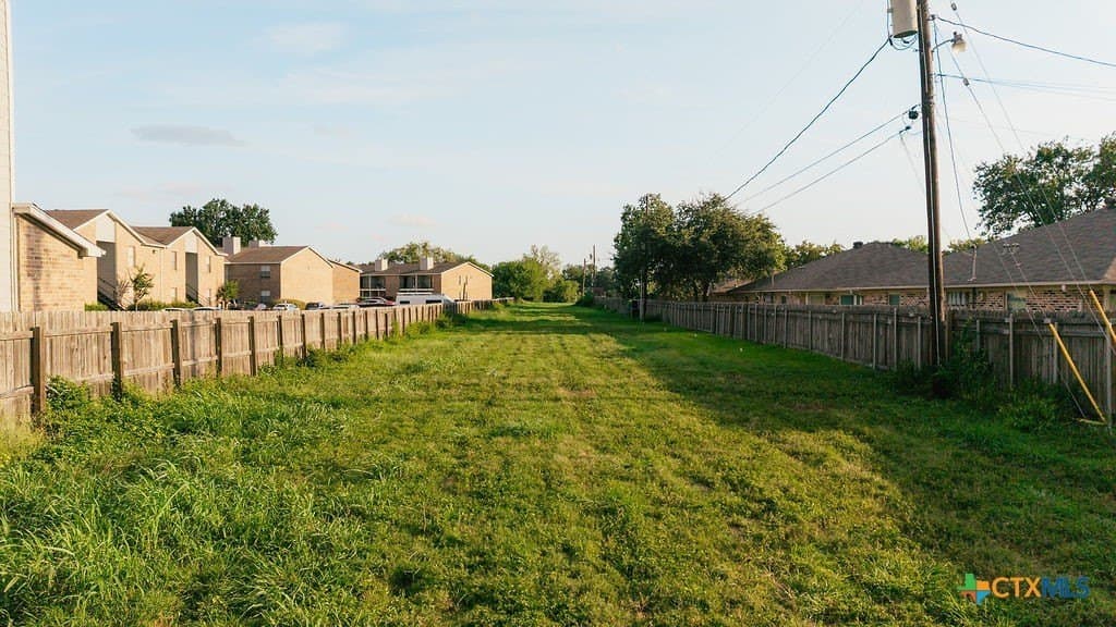 2.58 acres in Victoria County - photo 14