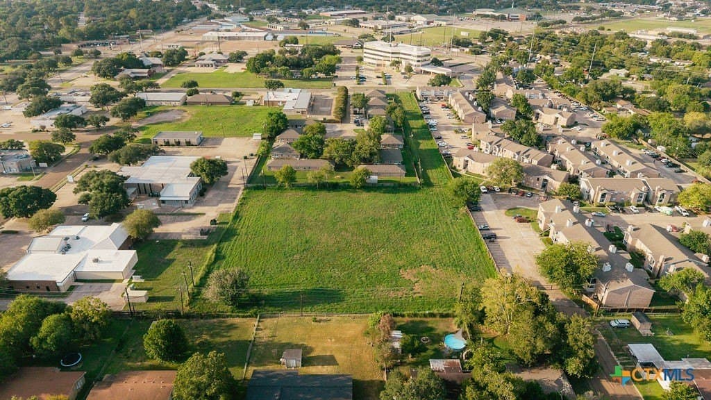 2.58 acres in Victoria County - photo 7
