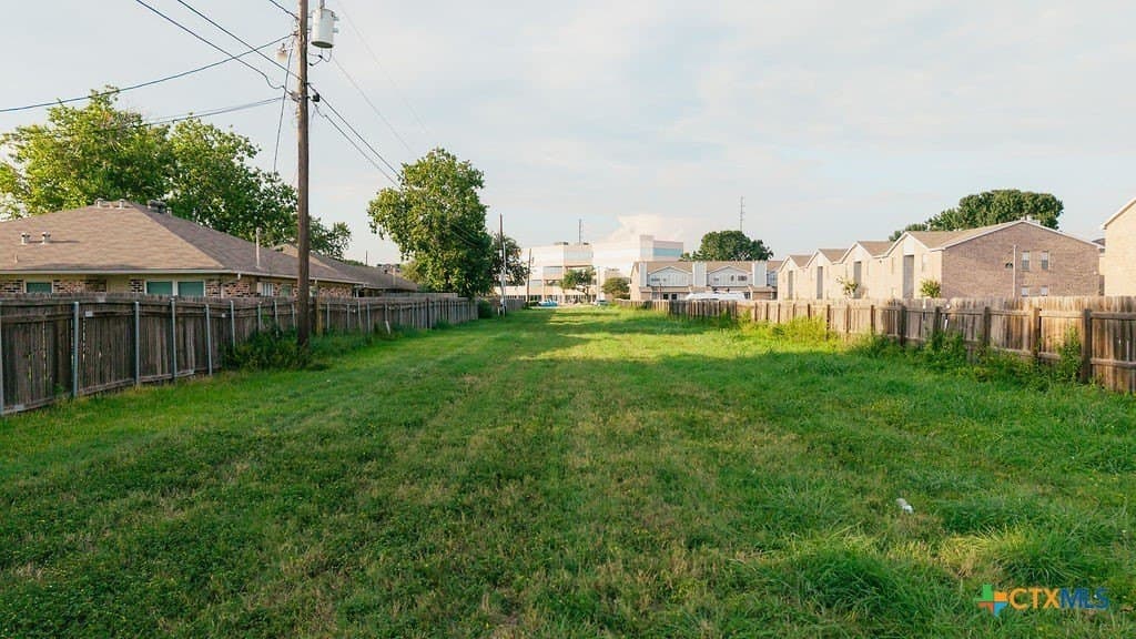 2.58 acres in Victoria County - photo 13