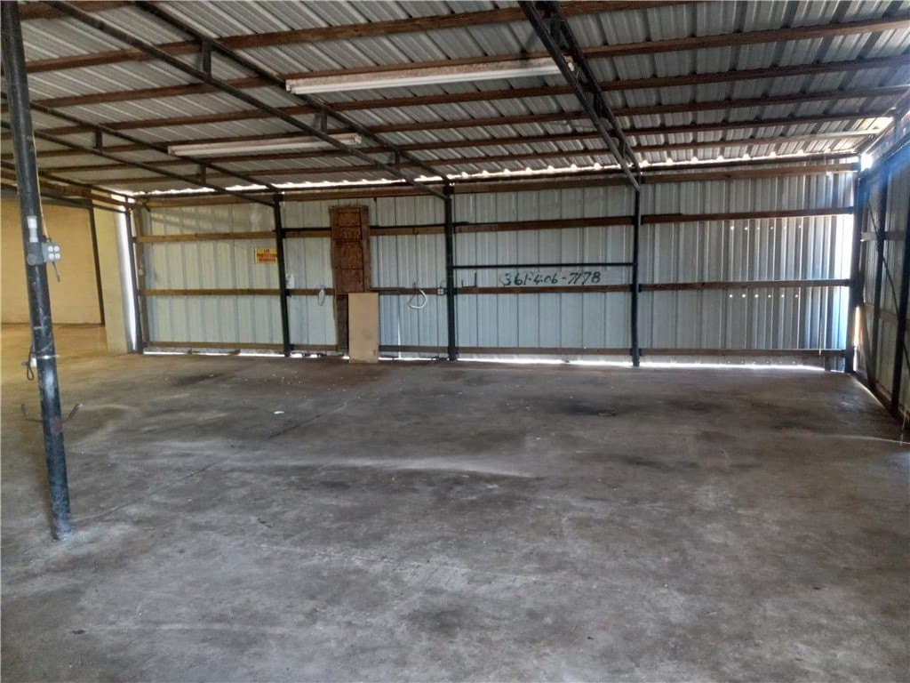 39.41 acres in Kleberg County - photo 18
