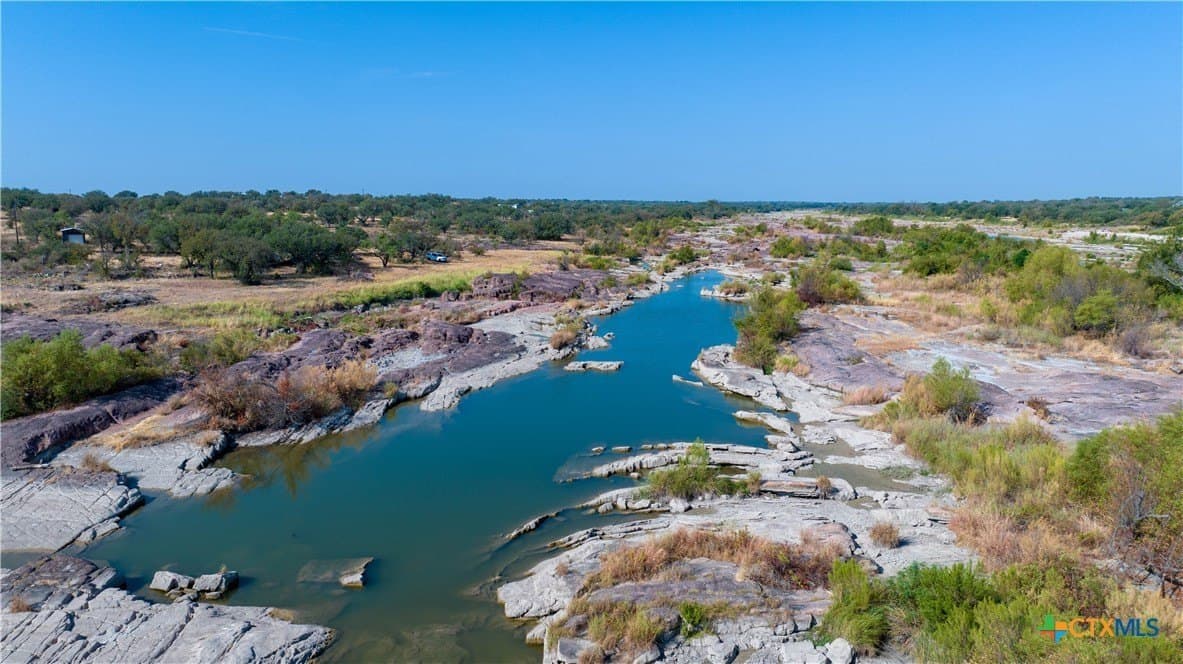 4 acres in Llano County - photo 6
