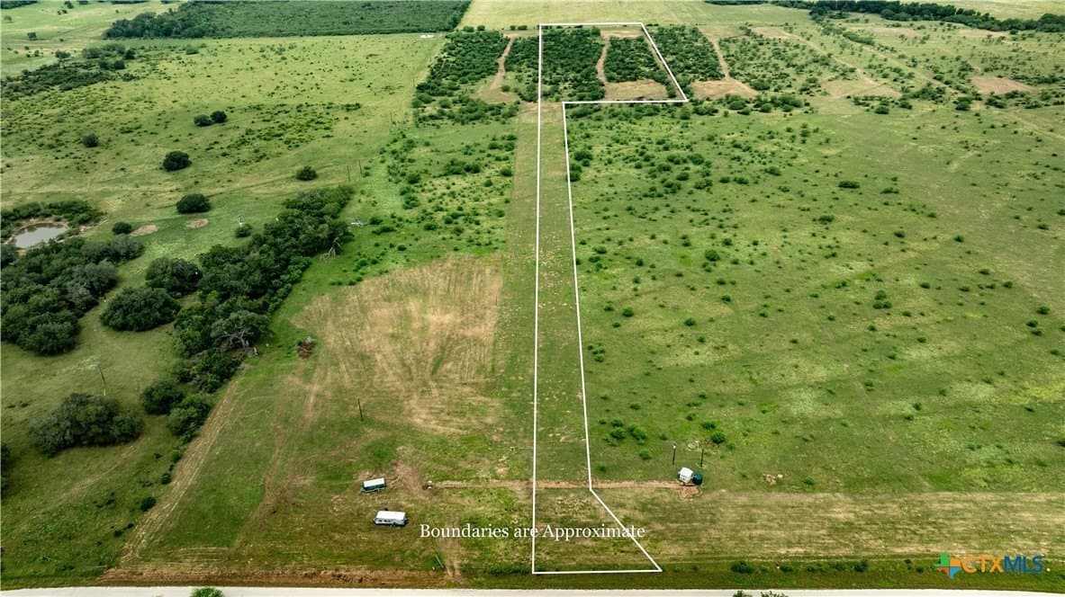 10.01 acres in DeWitt County - photo 7