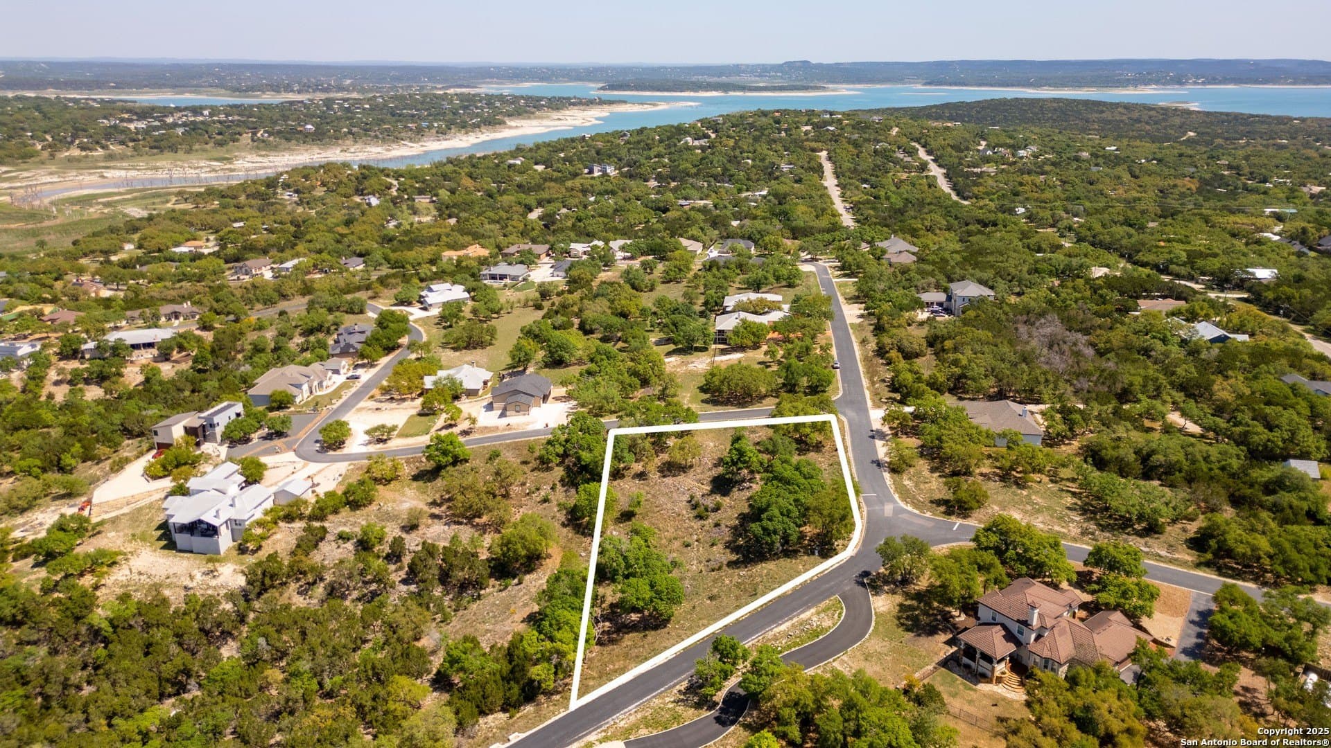 1.14 acres in Comal County - photo 2