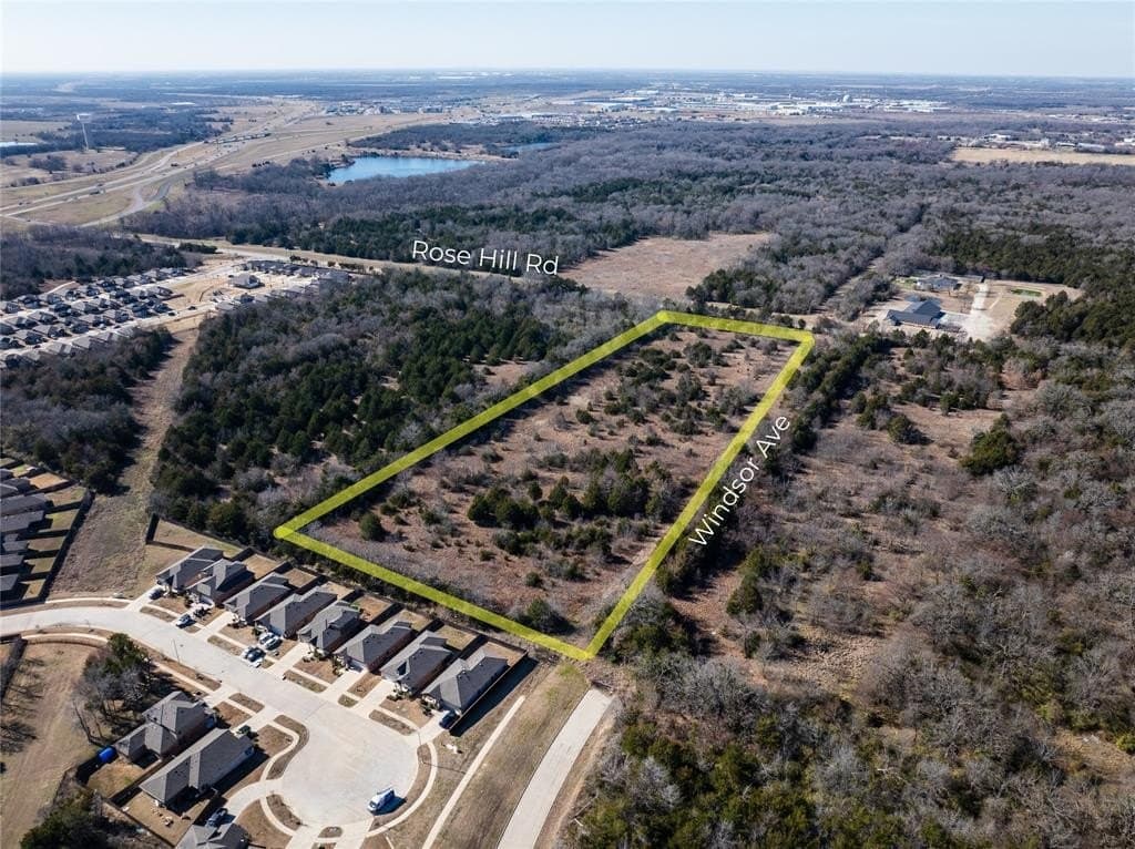8.98 acres in Kaufman County - photo 3