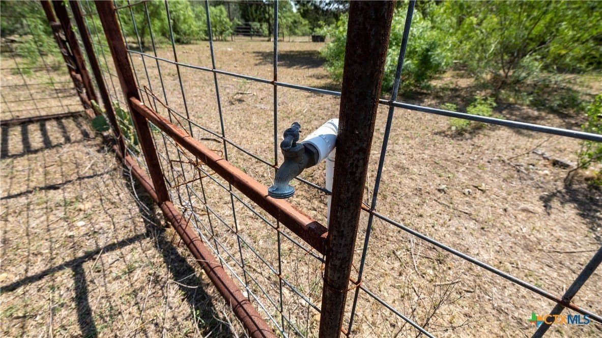 20 acres in Caldwell County - photo 26