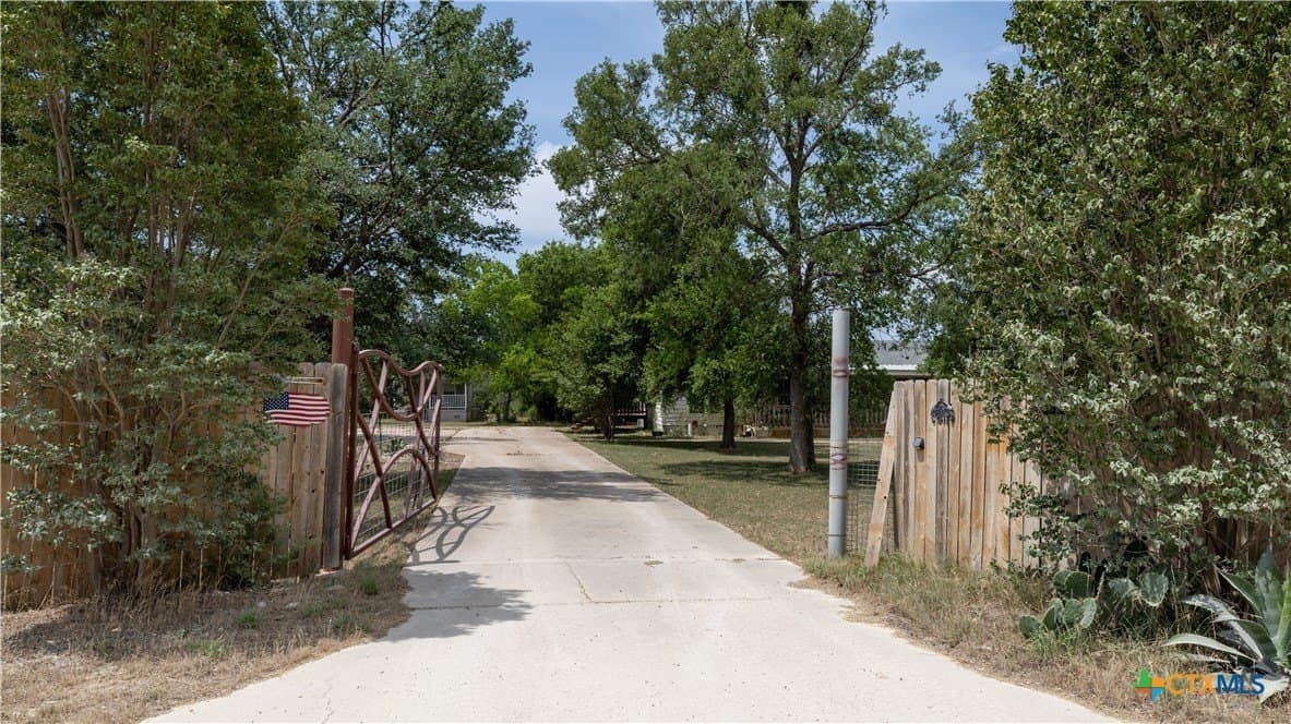 20 acres in Caldwell County - photo 31