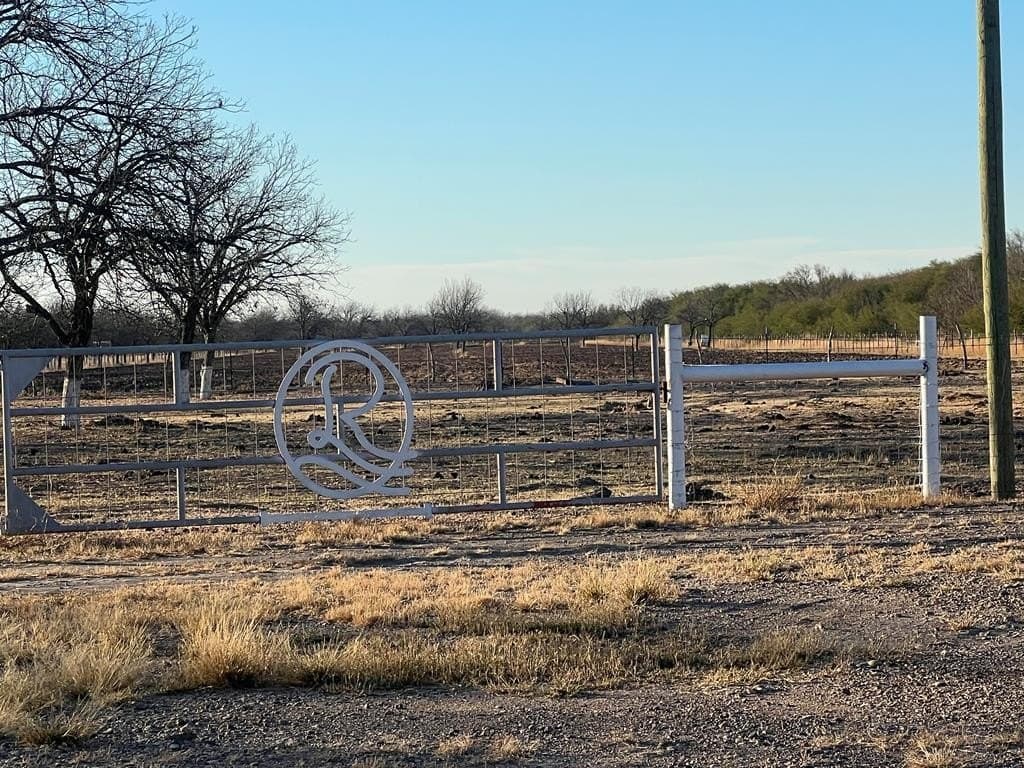 11.05 acres in Maverick County - photo 5