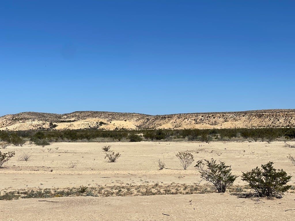 5 acres in Brewster County - photo 4
