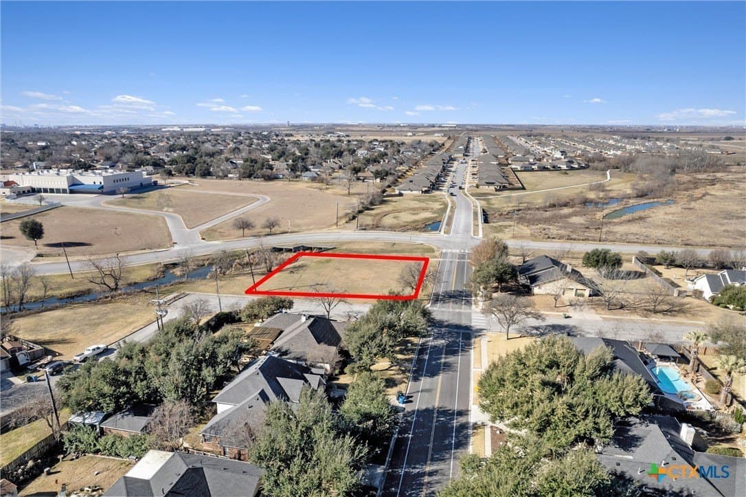 0.68 acres in Williamson County - photo 14