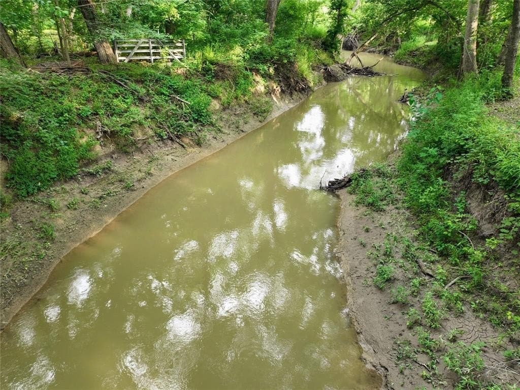 4.48 acres in Ellis County - photo 4