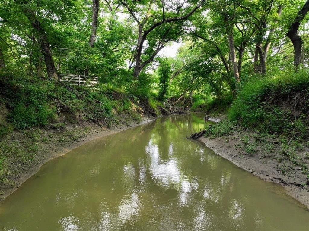 4.48 acres in Ellis County - photo 6