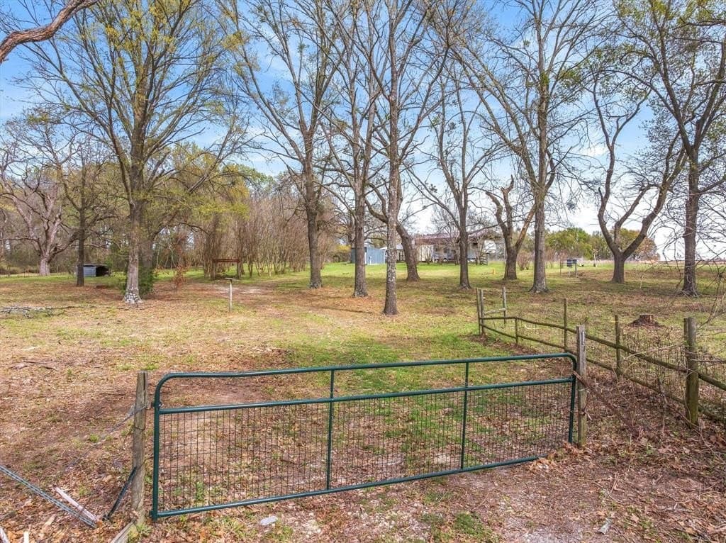 2.56 acres in Van Zandt County - photo 13