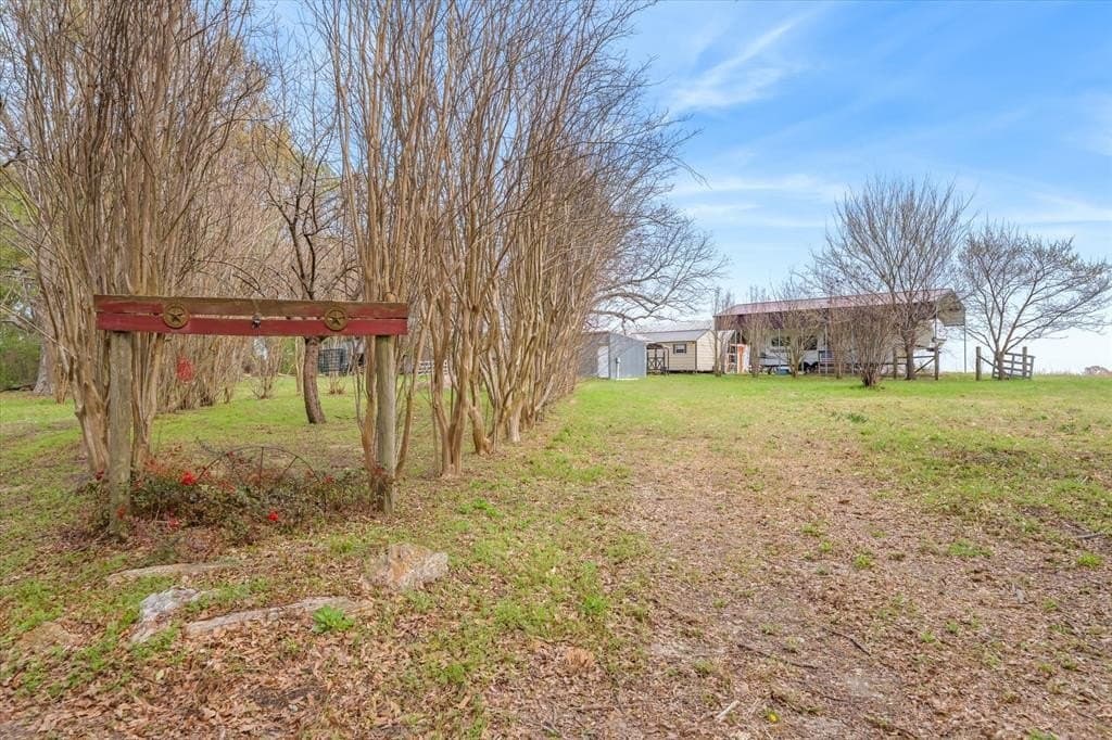 2.56 acres in Van Zandt County - photo 14