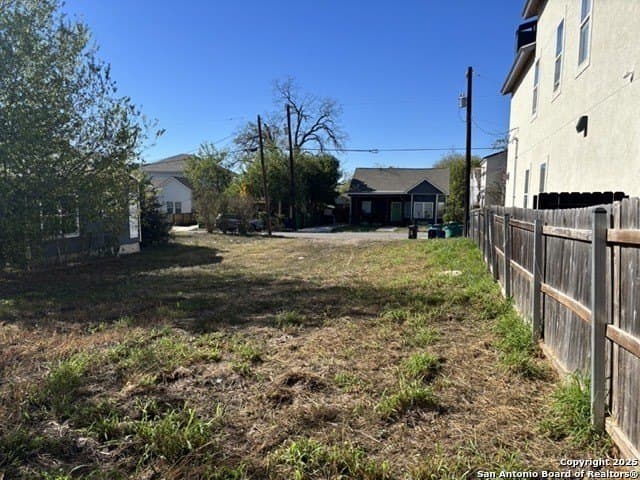0.1 acres in Bexar County - photo 4