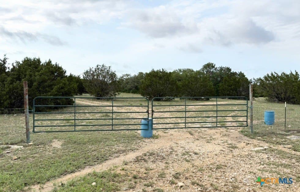 17.75 acres in Bell County - photo 8